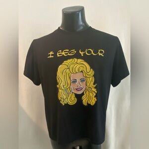 I Beg Your Parton Shirt Women’s Large Black Short Sleeve Crew Neck Tee